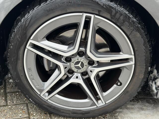 Mercedes-Benz A-KLASSE 180 Business Solution AMG, Aut Pano/dak, sfeerverlichting, Soundsysteem HiFi, trekhaak, etc