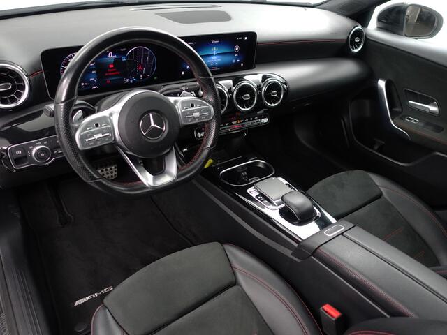 Mercedes-Benz A-KLASSE 200 AMG Night Edition Aut- Panoramadak, Carplay, Android Auto, Camera, Xenon Led, Park Assist