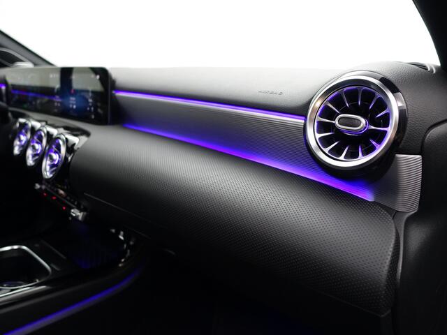 Mercedes-Benz A-KLASSE 250 e AMG Premium Plus- Burmester Surround, Head Up, 360 Camera, Carplay, Android Auto, Panoramadak