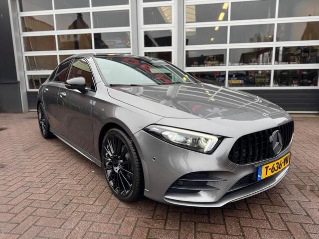 Mercedes-Benz A-KLASSE AMG LAUNCH EDITION PREMIUM PLUS / PANO / CAMERA / CRUISE / MEMORY / RIJKLAAR!