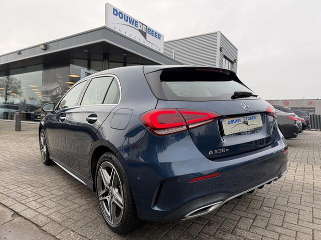 Mercedes-Benz A-KLASSE 250 e AMG Aut Keyless | Camera | Stoelverw. | Sfeerverlichting