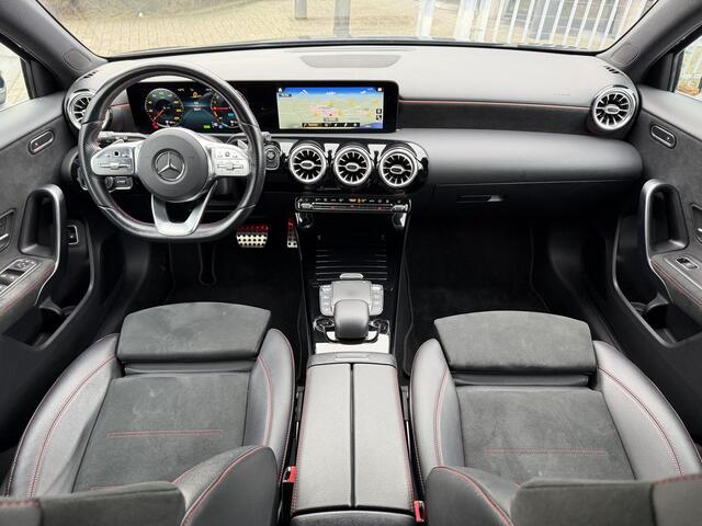Mercedes-Benz A-KLASSE 250 e AMG Aut Keyless | Camera | Stoelverw. | Sfeerverlichting