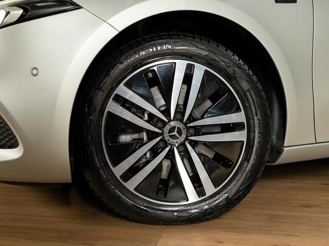 Mercedes-Benz A-KLASSE Hatchback 250 e Business Solution Luxury Limited