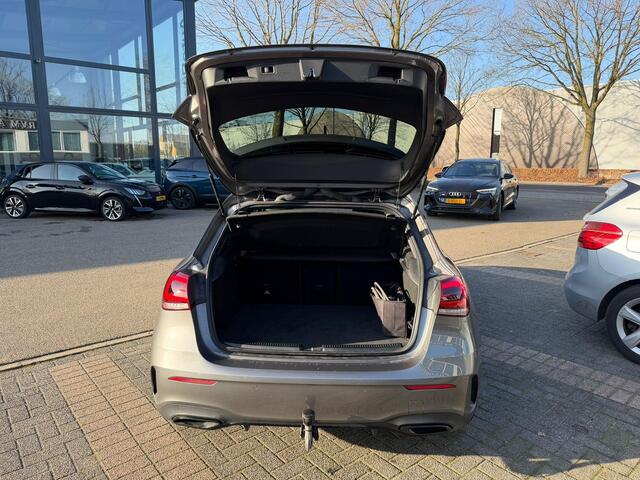Mercedes-Benz A-KLASSE 250 e Business Solution AMG Limited BOMVOL! | PANO | BURMESTER| MEMORY STOELEN| ELEK. TREKHAAK| ADAP. CRUISE/ DISTRONIC | SFEERVERLICHTING | All season banden |