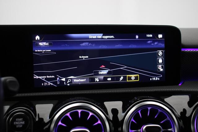 Mercedes-Benz A-KLASSE Sedan 180 Business Solution Luxury Automaat - Camera, Leer, Stoelverw. Afn. Trekhaak