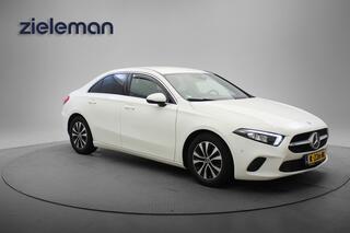 mercedes-benz-a-klasse-sedan-180-bu