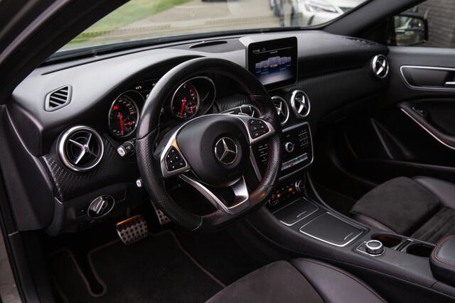 Mercedes-Benz A-KLASSE 180 Business Solution AMG , Panoramadak, Achteruitrijcamera,
