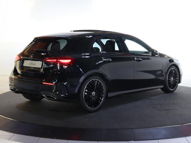 Mercedes-Benz A-KLASSE 180 Business Solution AMG | Panoramaschuifdak | Premium plus | Head-Up | Stoelverwarming | Achteruitrijcamera | MULTIBEAM LED |