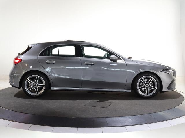 Mercedes-Benz A-KLASSE 180 Business Solution AMG | Panoramaschuifdak | Stoelverwarming | Achteruitrijcamera | MULTIBEAM LED |