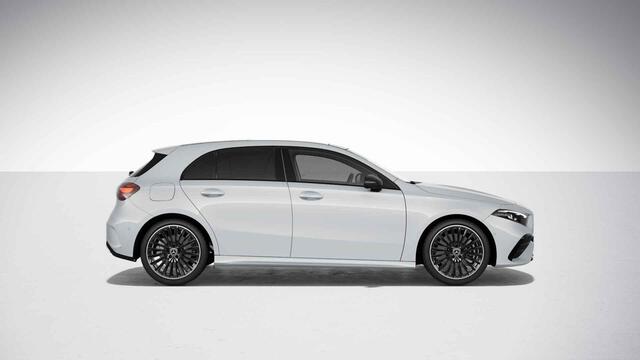 Mercedes-Benz A-KLASSE 250 e Star Edition AMG Line Plus | Night | Panoramadak | Memory | Multibeam | Burmester |