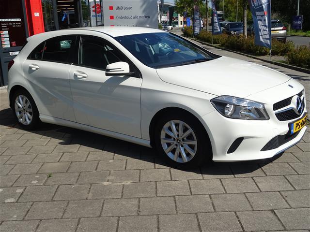 Mercedes-Benz A-KLASSE 180 Business Solution