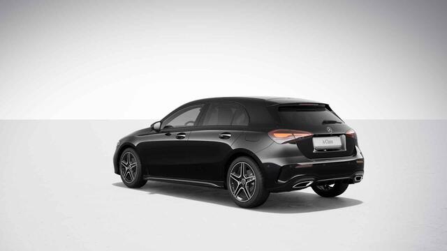 Mercedes-Benz A-KLASSE 180 Star Edition AMG Line | Night | Achteruitrijcamera | Led koplampen | Stoelverwarming | Getint glas |