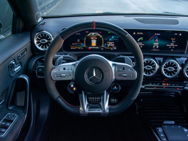 Mercedes-Benz A-KLASSE AMG 45 S 4MATIC+ Edition 1 | Schaalstoelen | Schuif-/kantel pano | Stoelverwarming | Memory | Aero