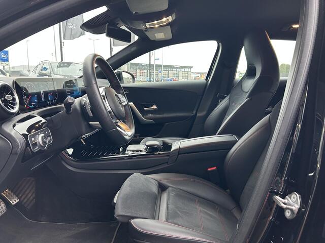 Mercedes-Benz A-KLASSE 180 Business Solution AMG | Carplay | Stoelverwarming | Led Koplampen