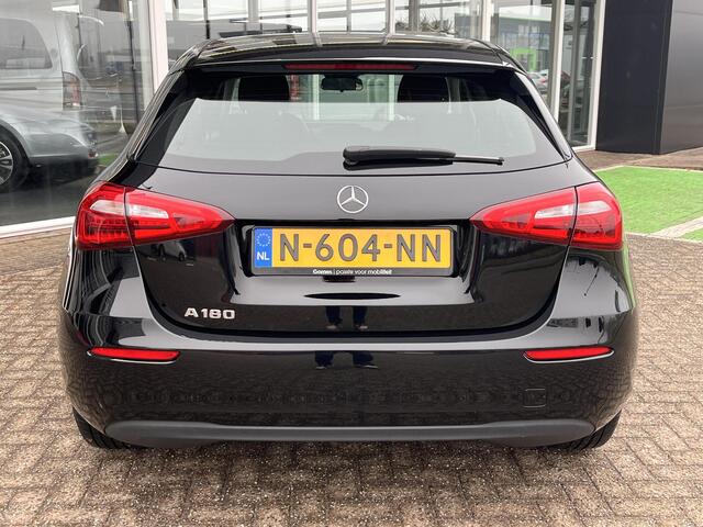 Mercedes-Benz A-KLASSE 180