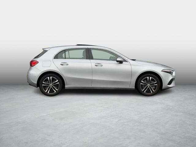 Mercedes-Benz A-KLASSE 250 e Star Edition Luxury Line | Panoramadak | Sfeerverlichting |