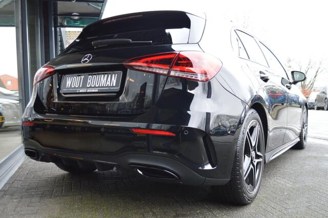 Mercedes-Benz A-KLASSE 200 AMG Led Panorama Distronic Widescreen Sfeer Camera Night Pdc