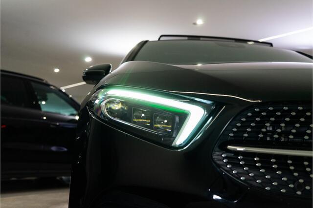 Mercedes-Benz A-KLASSE 250 e AMG 218PK | Pano | Sfeer | LED | Stoelverw. | Keyless | 12 MND Garantie