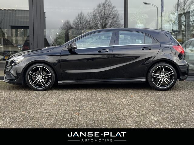 Mercedes-Benz A-KLASSE 160 Sport Edition AMG Camera