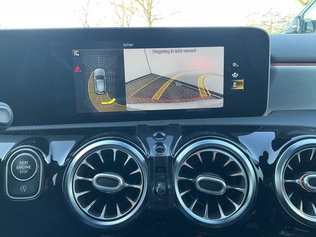 Mercedes-Benz A-KLASSE 180 Aut7 Solution AMG Carplay Navi/Cam Stoelverw. Business