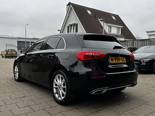 Mercedes-Benz A-KLASSE 180 Pano|Sport|Sfeerverl|CarPlay|Stoelverw.