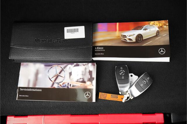 Mercedes-Benz A-KLASSE 250 e Business Solution AMG Limited Pano Camera 19"