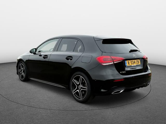 Mercedes-Benz A-KLASSE 180 Business Solution AMG Aut. | Panoramadak | SfeerLed