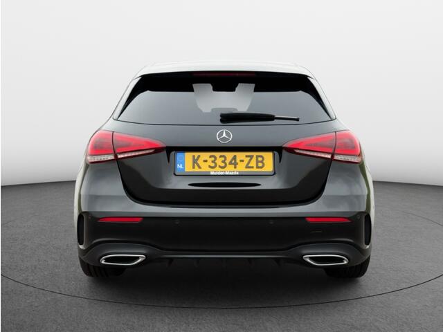 Mercedes-Benz A-KLASSE 180 Business Solution AMG Aut. | Panoramadak | SfeerLed