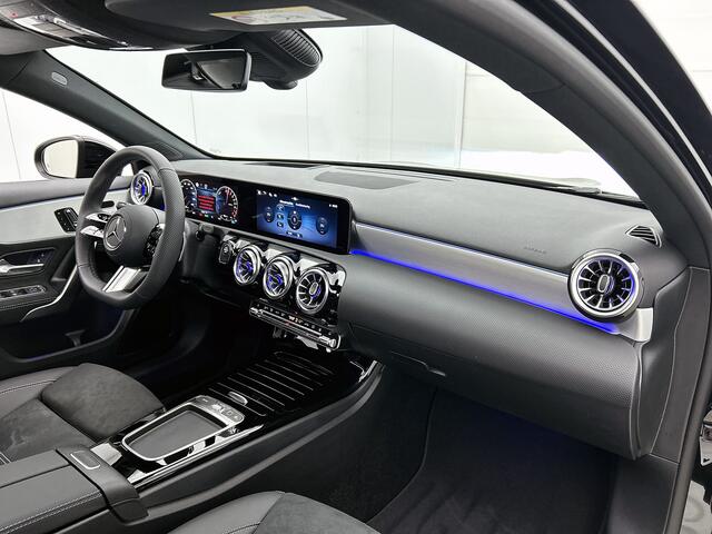 Mercedes-Benz A-KLASSE 250 e Business Solution AMG | AMG Line Plus pakket | Nightpakket | 19 inch AMG velgen | Smartphone-integratie | Panoramaschuifdak | Head-up display | 360°-camera | Augmented Reality navigatie |