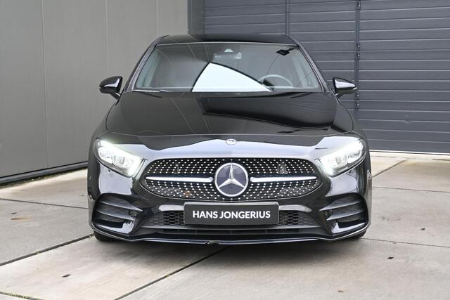 Mercedes-Benz A-KLASSE 200 Business Solution AMG | CAMERA | NAVI | STOELVERWARMING | CRUISE CONTROL | CLIMATE CONTROL | PDC | LMV