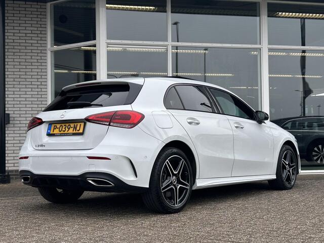 Mercedes-Benz A-KLASSE 250 e AMG | Panoramadak | Sfeerverlichting