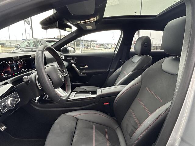 Mercedes-Benz A-KLASSE 250 e AMG | Panoramadak | Night Pakket