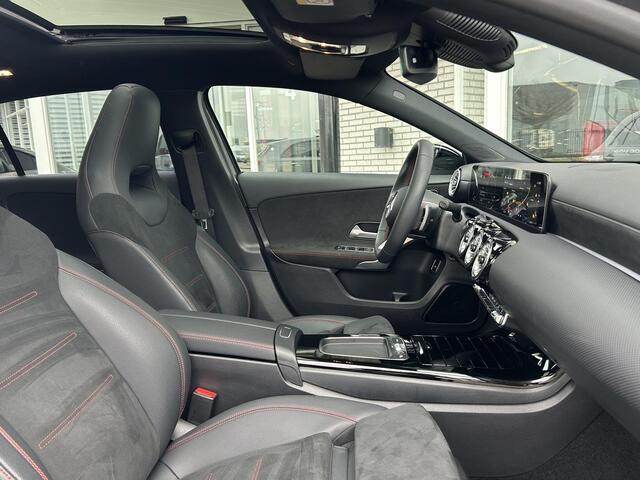 Mercedes-Benz A-KLASSE 250 e AMG | Panoramadak | Night Pakket