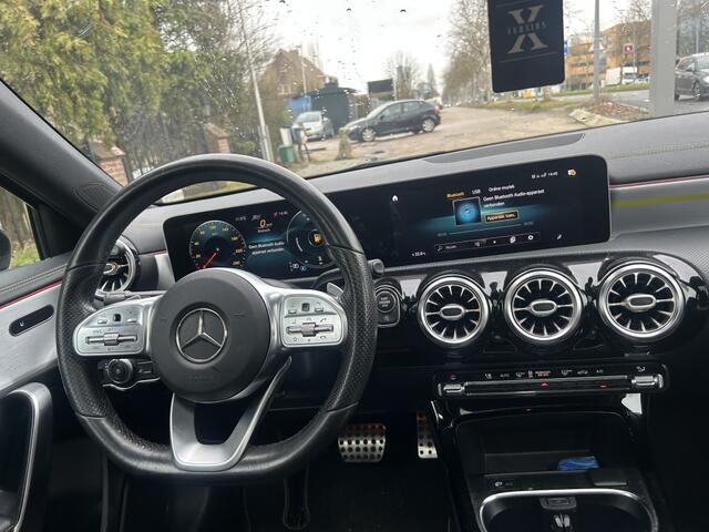 Mercedes-Benz A-KLASSE 220 Edition AMG PANO KEYLESS CAMERA