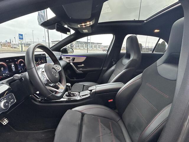 Mercedes-Benz A-KLASSE 180 AMG | Panoramadak | Memory Stoelen