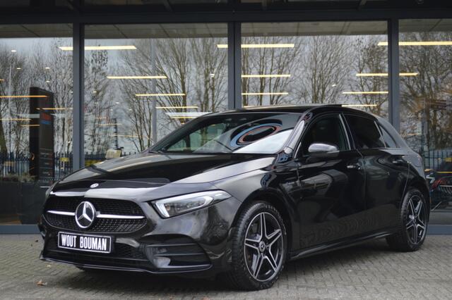 Mercedes-Benz A-KLASSE 250 e AMG Led Panorama Burmester Widescreen Sfeer Camera Night Augmented Pdc