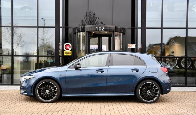 Mercedes-Benz A-KLASSE 250 e AMG Night pakket Panorama, HUD, Burmeister