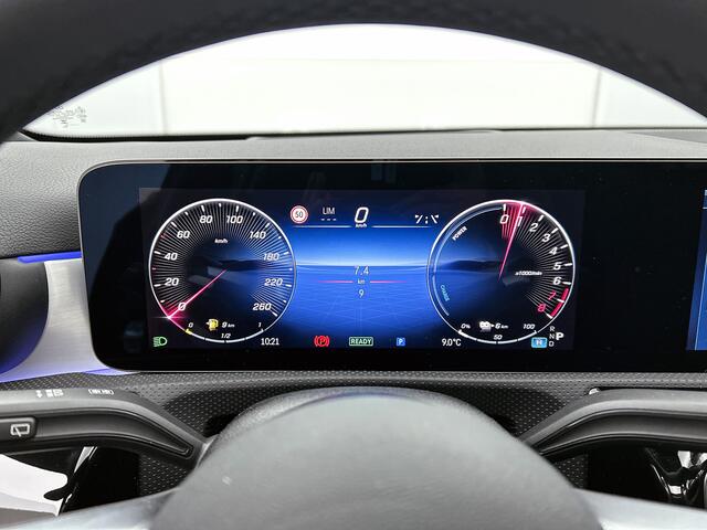 Mercedes-Benz A-KLASSE 250 e Business Solution AMG | AMG Line Plus pakket | Nightpakket | 19 inch AMG velgen | Smartphone-integratie | Panoramaschuifdak | Head-up display | 360°-camera | Augmented Reality navigatie |
