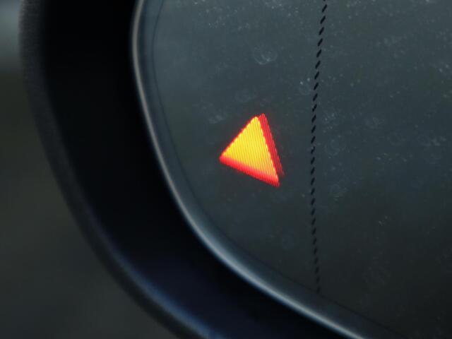 Mercedes-Benz A-KLASSE 250 e Premium