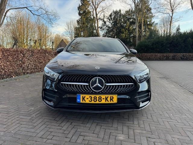 Mercedes-Benz A-KLASSE 180 Business Solution AMG/Sfeerverlichting/360Camera/Acarplay