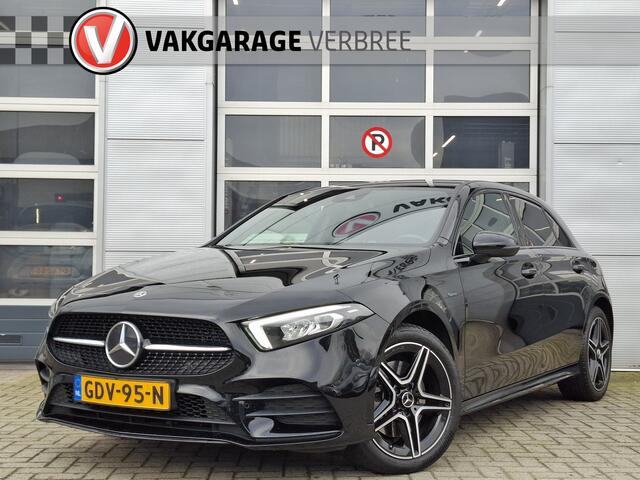 Mercedes-Benz A-KLASSE 250 e Business Solution AMG Limited | Navigatie/Android/Apple Carplay | LM Velgen 17" | Voorstoelen Verwarmd | Cruise Control | Airco | AMG-Styling |