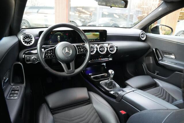 Mercedes-Benz A-KLASSE 160 Ambient LED Leer/Stof Camera