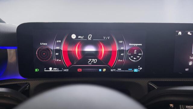 Mercedes-Benz A-KLASSE 200 AMG Line | Pano | Memory Seats | 360 Camera