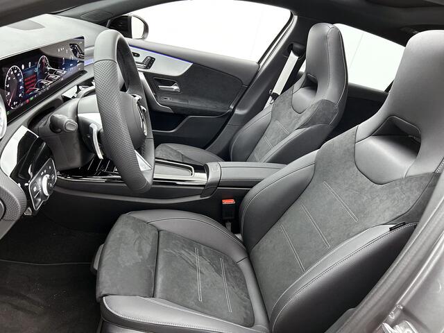 Mercedes-Benz A-KLASSE 250 e Business Solution AMG | AMG Line Plus pakket | Nightpakket | Smartphone-integratie | Panoramaschuifdak | MULTIBEAM LED | 360° camera | Head-up display | 19 inch AMG velgen | Augmented Reality navigatie |