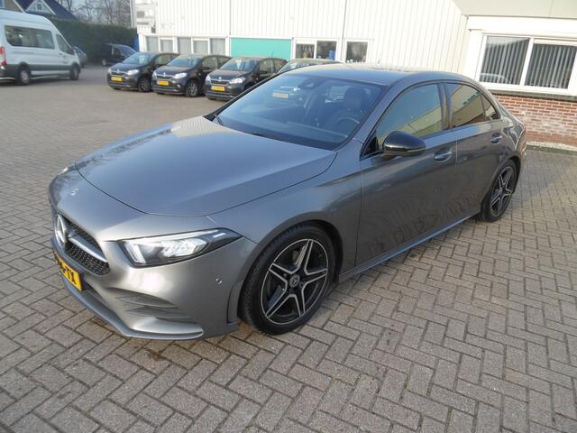 Mercedes-Benz A-KLASSE 180 Business Solution AMG