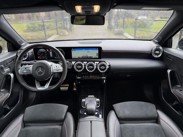 Mercedes-Benz A-KLASSE 250 | AMG | Night | Burmester | Pano | Memory | 360 |