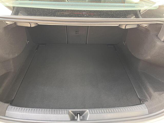 Mercedes-Benz A-KLASSE 180 Business Solution