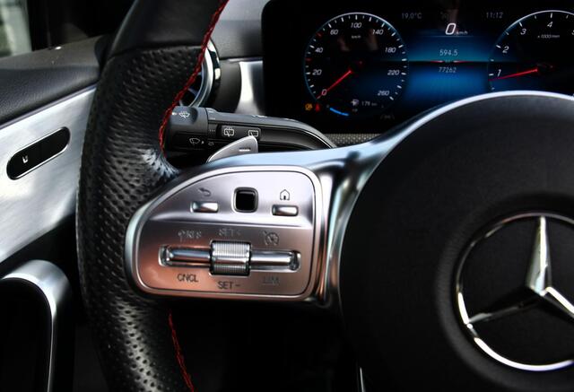 Mercedes-Benz A-KLASSE 180 Business Solution AMG Panoramadak Sfeerverlichting