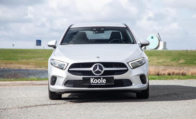 Mercedes-Benz A-KLASSE 250 e Business Solution Luxury Limited CARPLAY / LEER / CAMERA / AUTOMAAT