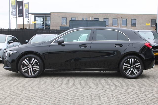 Mercedes-Benz A-KLASSE 250e AUT8 Advantage TREKHAAK CAMERA STUURWIELVERWARMING NAVI DAB